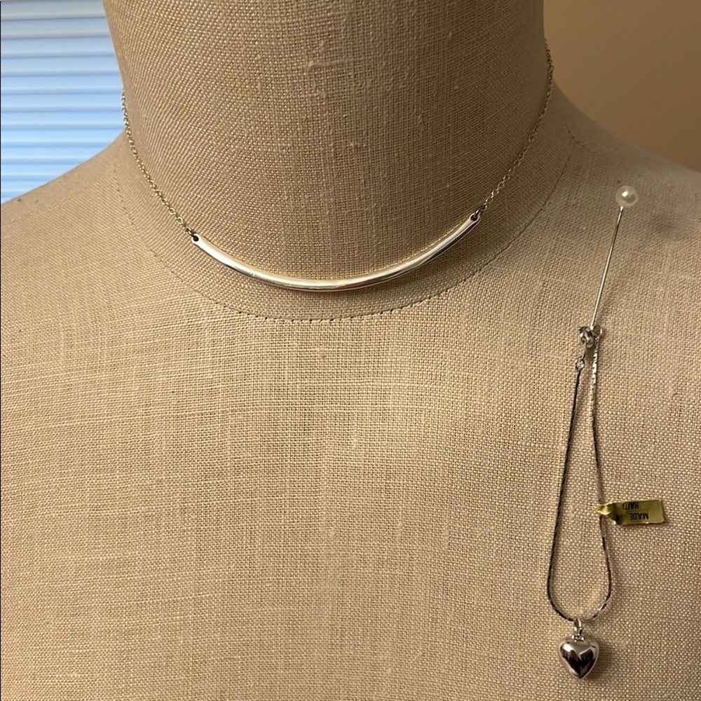 Silver Modern Minimalist Necklace